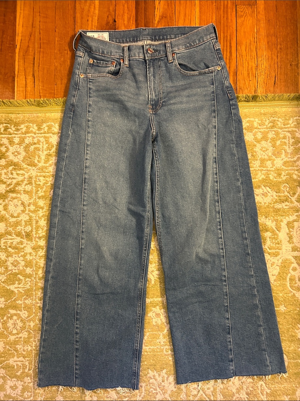 GAP High Rise Stride Ankle jeans